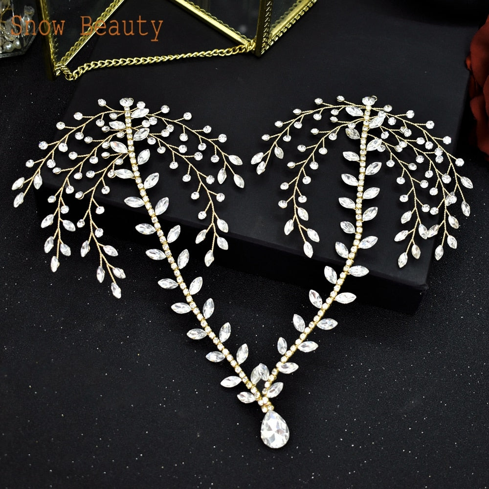 Royal Radiance Bridal Tiara: Sparkling Rhinestone Headpiece for a Regal Look