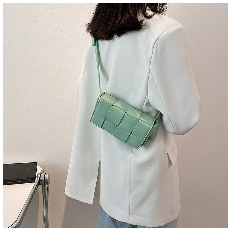 Women's All-match Solid Color Diagonal Woven Bag