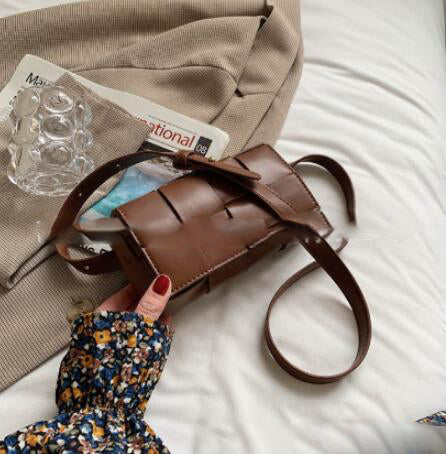 Women's All-match Solid Color Diagonal Woven Bag