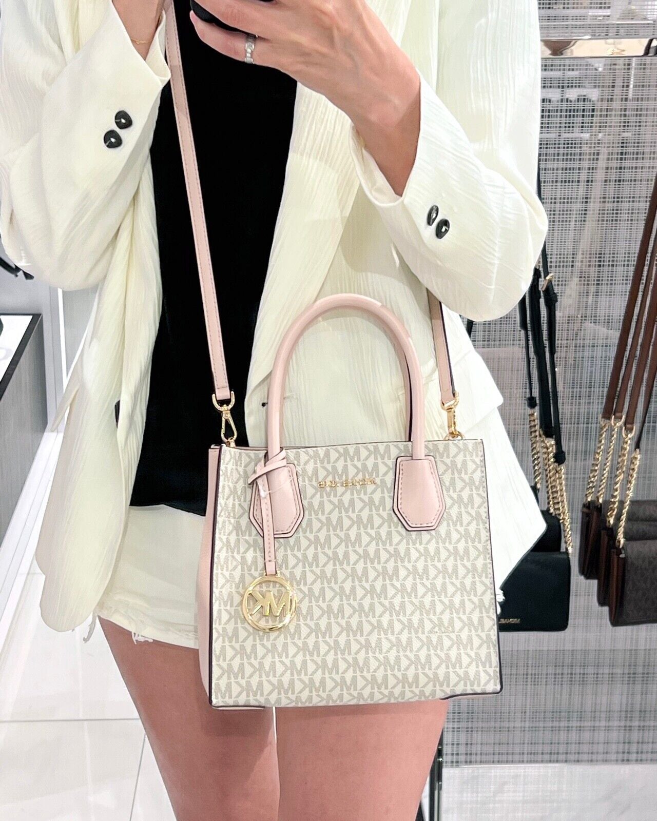 Michael Kors shops Hope Medium Messenger