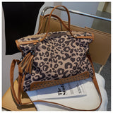 Rivet Handbag Shoulder French Large Capacity / Handbag Print design